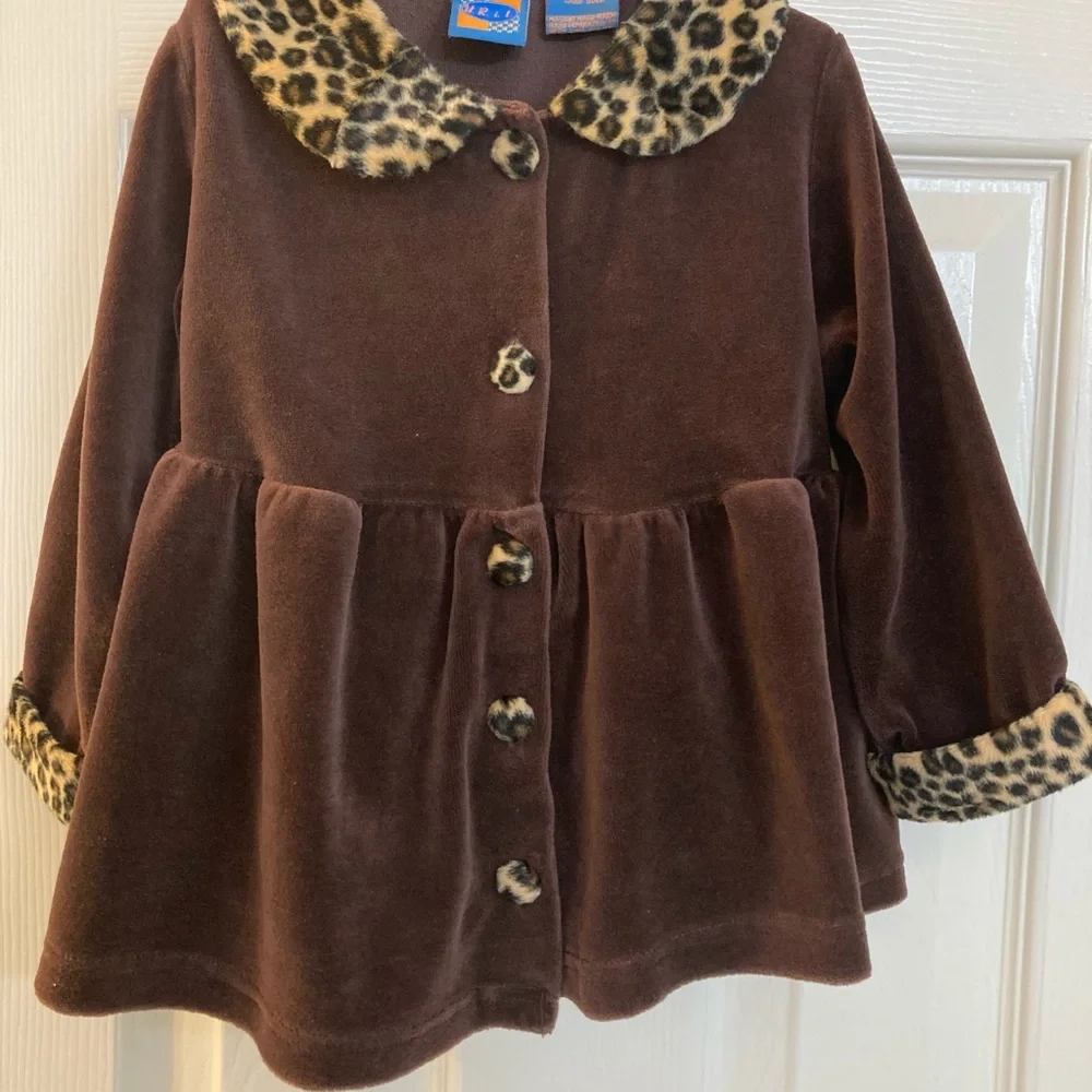 U.R.i.t. cheetah outfit